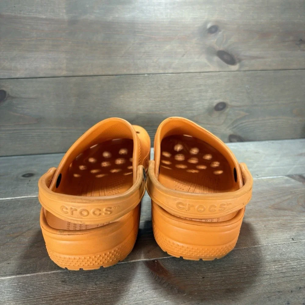 crocs classic mens size 9 shoes orange slip on comfort clogs sandals
